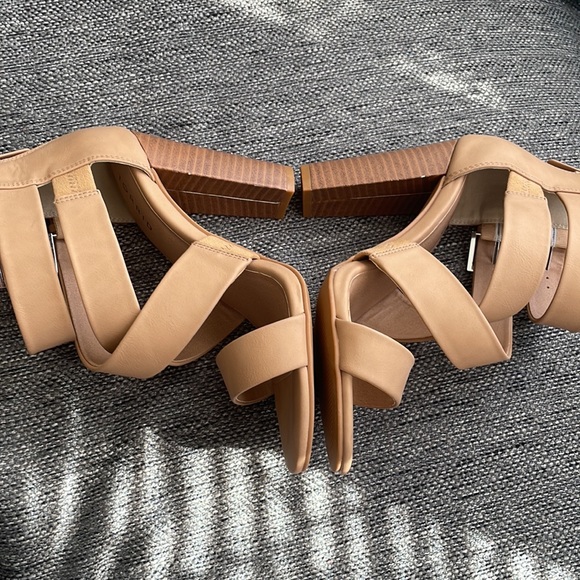 Torrid heels (Wide) - Picture 3 of 11